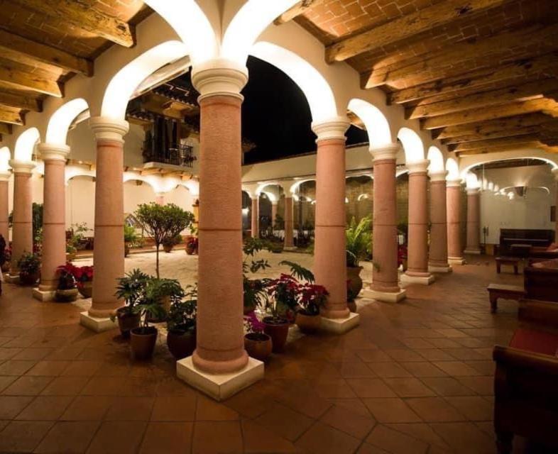 Hotel Casa De Familia De San Cristobal Сан-Кристобаль-де-Ла-Касас Экстерьер фото